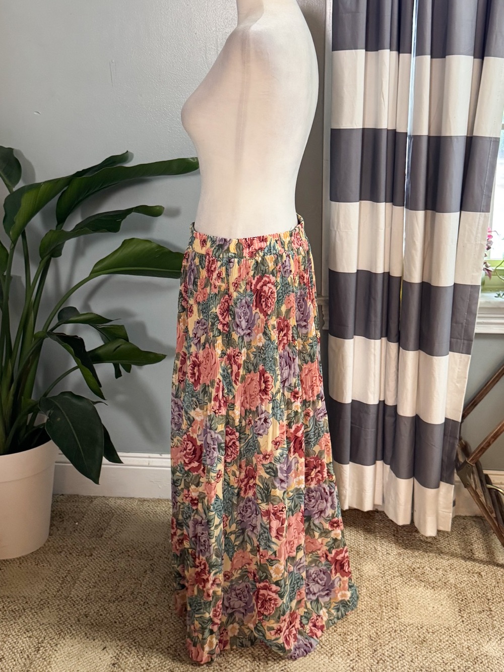 Vintage Sag Harbor Floral Pleated Midi Skirt Size Large Cottagecore - Picture 3 of 10